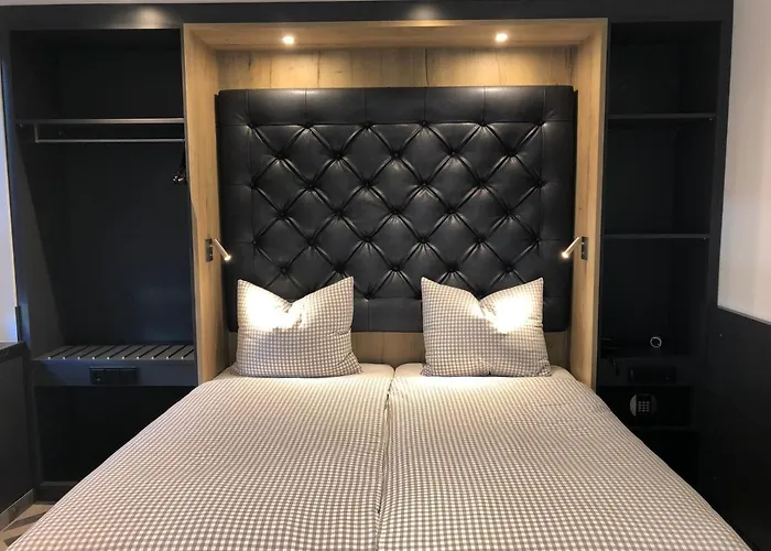 Munich Deluxe Hotel
