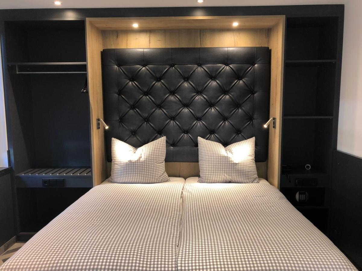 Hotel Deluxe 4*